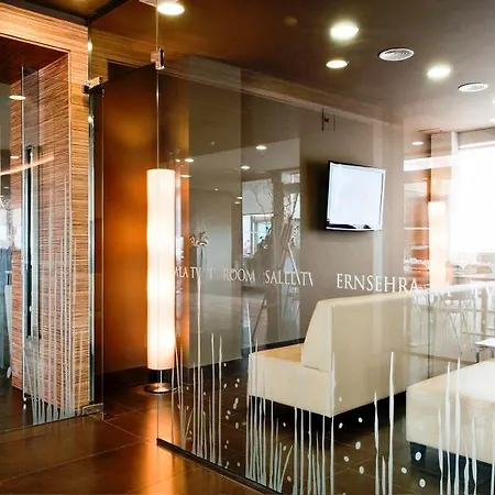 Hotel Ruleta Augustus 3*